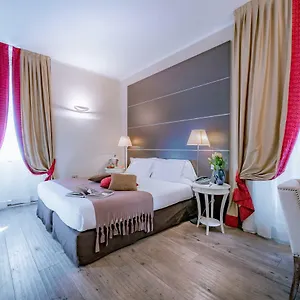 Townhouse 33 Milan